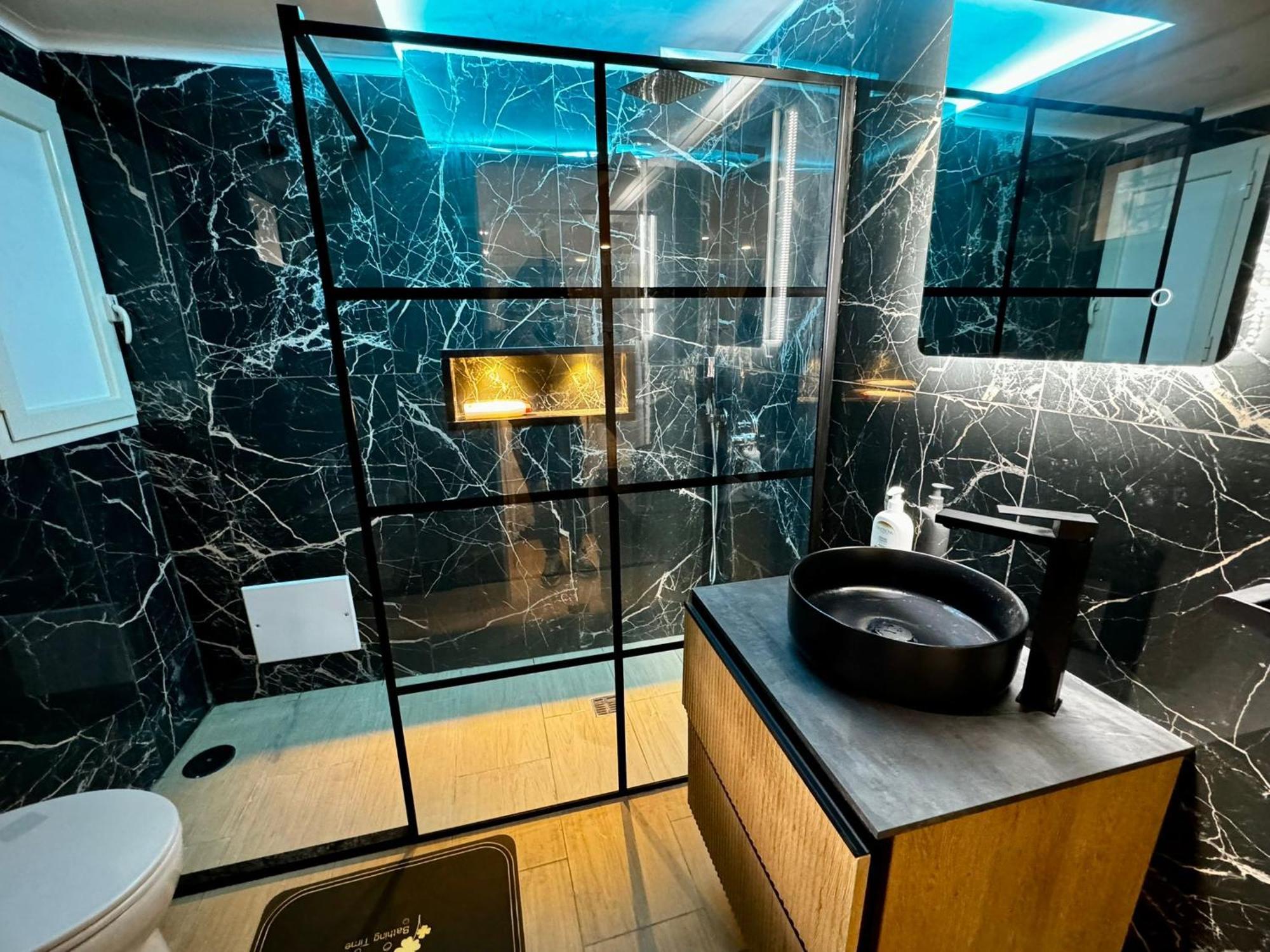 Fl Black Diamond Naples Extérieur photo